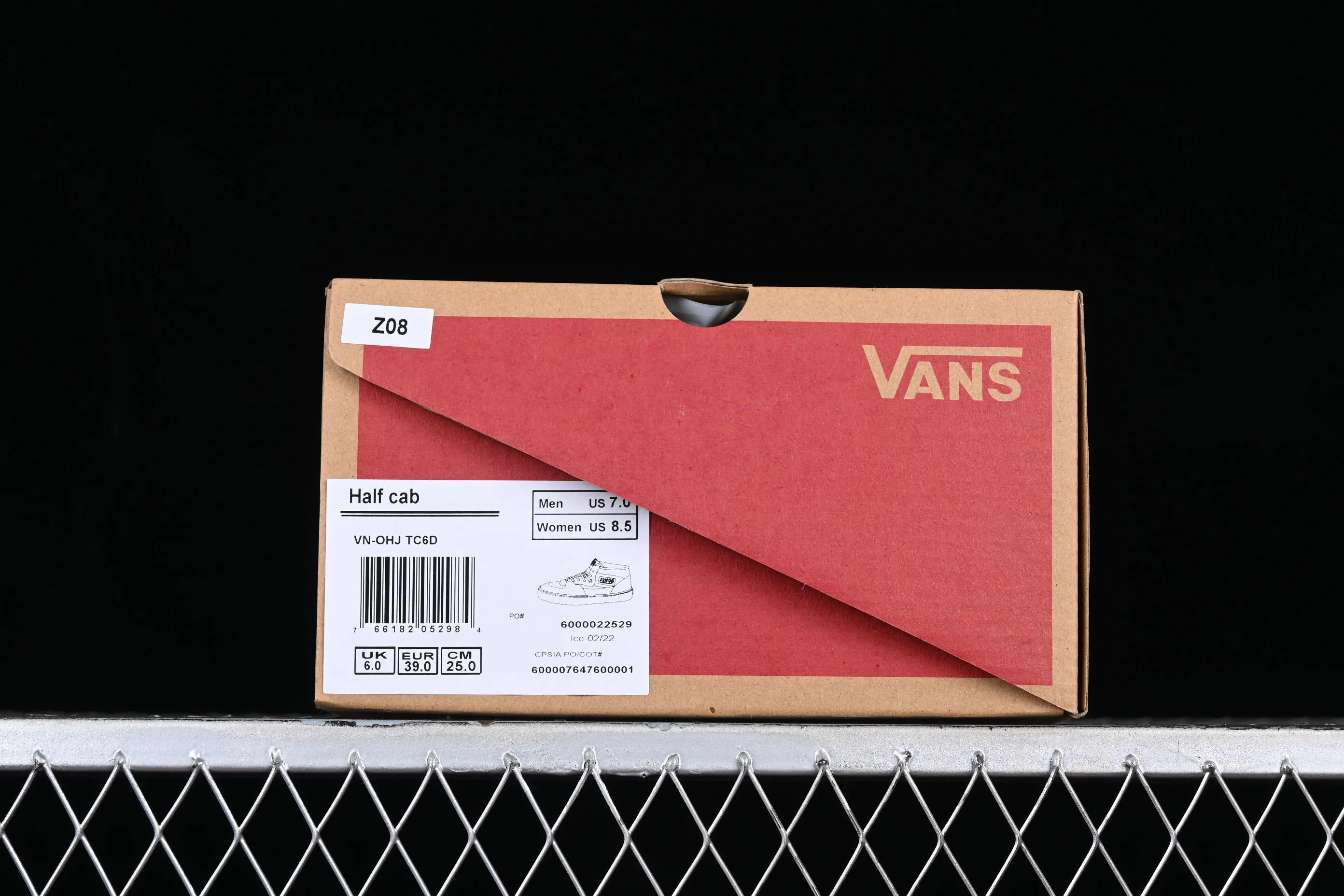 All categories Vans Vans series Vans Mid Vans Half Cab LX black and green camouflage retro casual skateboard shoes VN-OHJ TC6D
